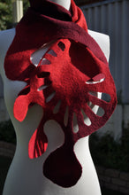 Load image into Gallery viewer, Parisienne